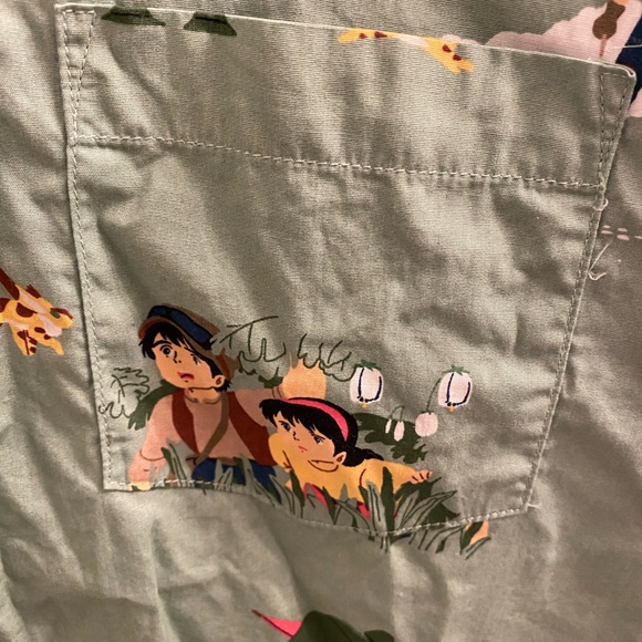 Castles In The Sky Scenic Woven Button Up BoxLunch Exclusive Size XXL - Picture 6 of 7